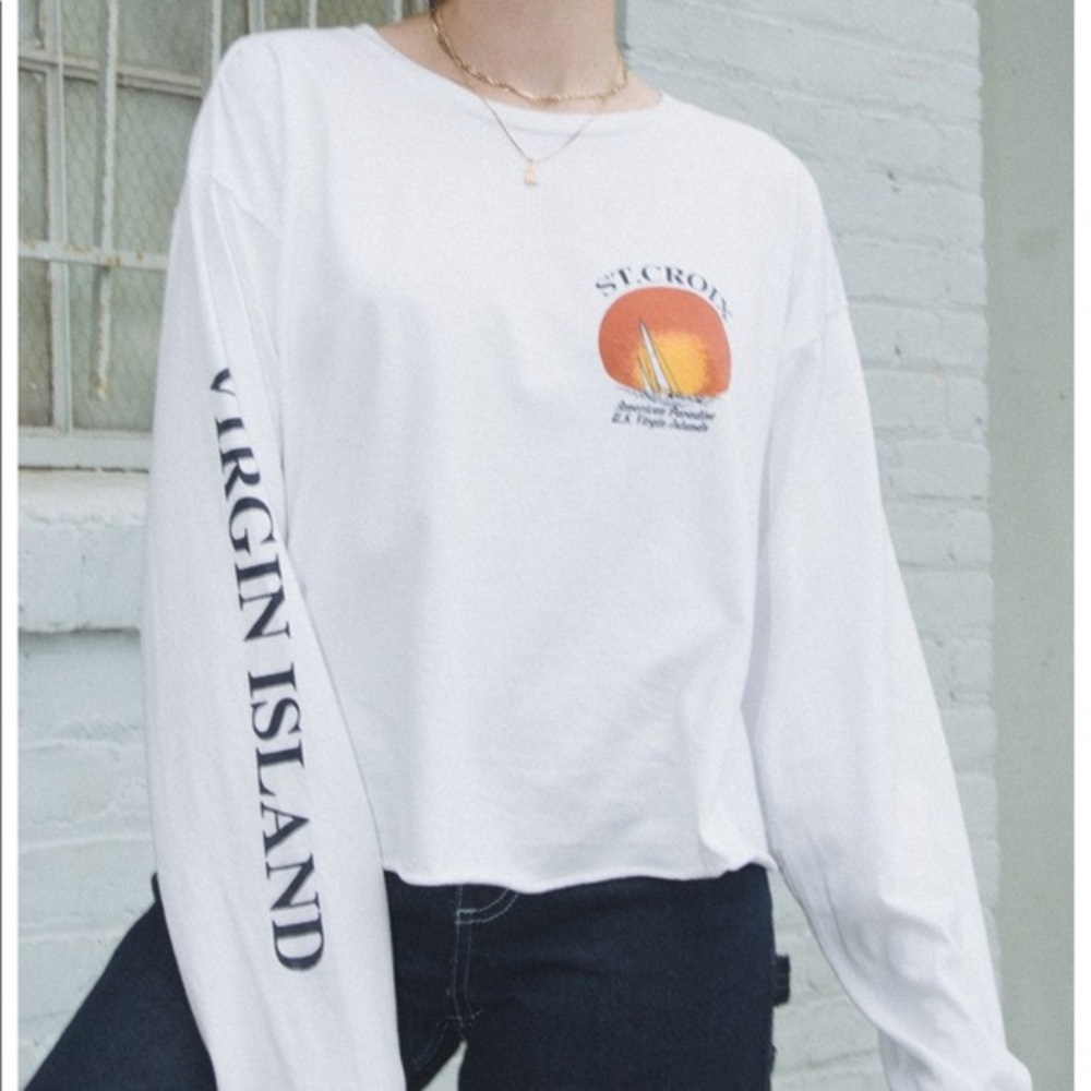 brandy melville long sleeve st croix shirt